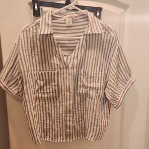 Passport Xl White and Gray Cropped  Cotton Shirt Nwt